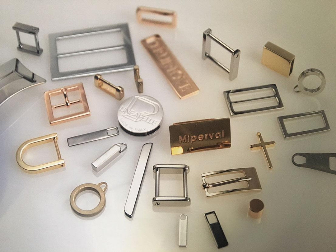 A range of Buckles, snap hooks and more products made by Miperval